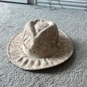 Beige cheetah print fedora